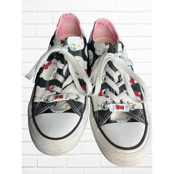 Converse Chuck Taylor All Star OX x Hello Kitty Black 2018 Women's 6 - Picture 4 of 14